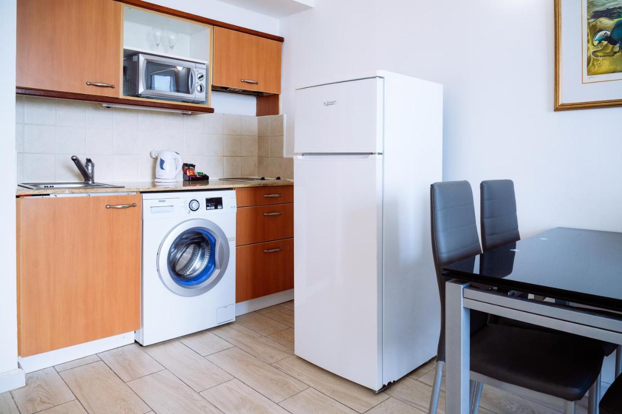 Almog Beach Apartments מגדלי חוף הכרמל חיפה Ngoại thất bức ảnh