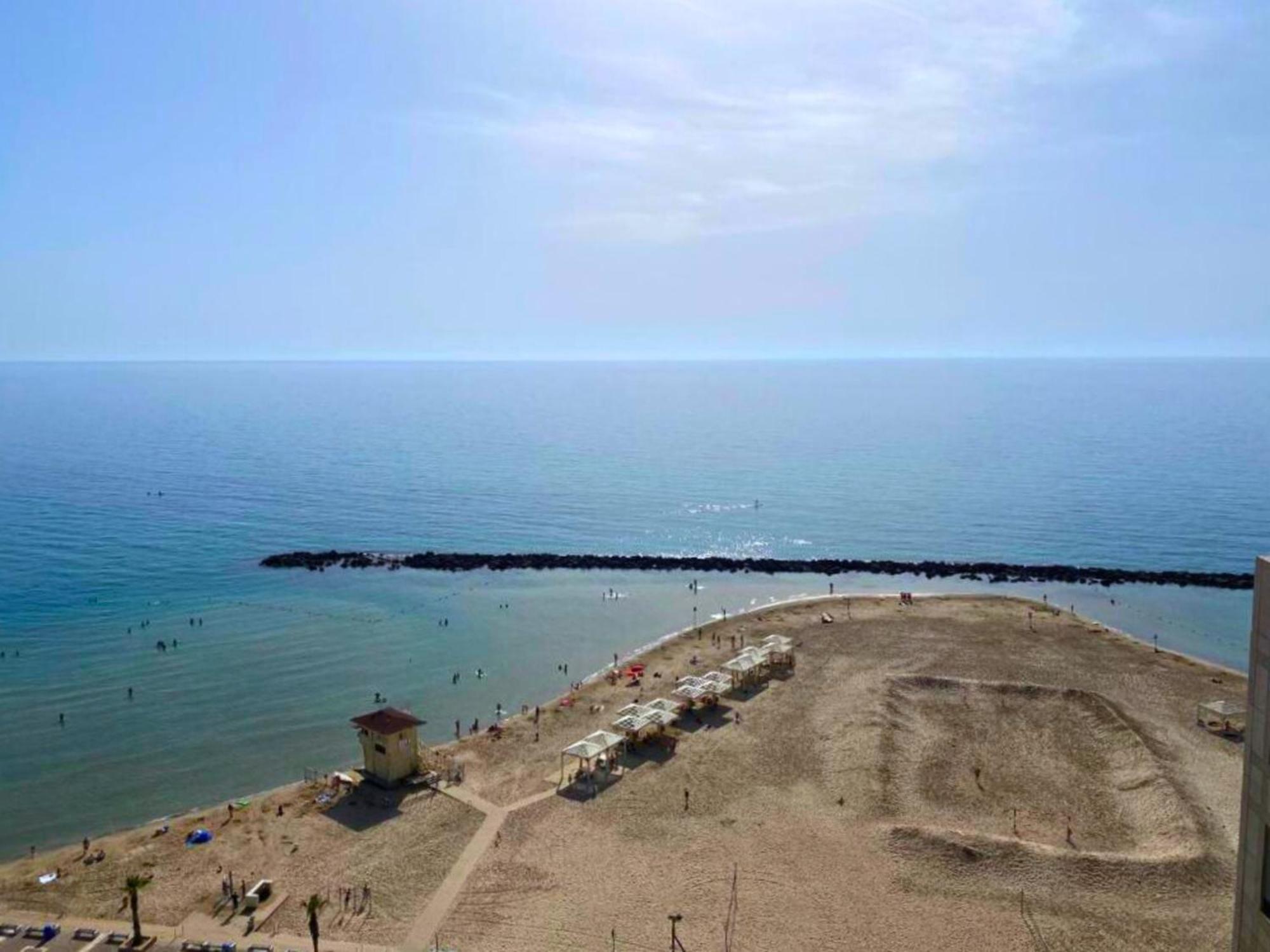 Almog Beach Apartments מגדלי חוף הכרמל חיפה Ngoại thất bức ảnh